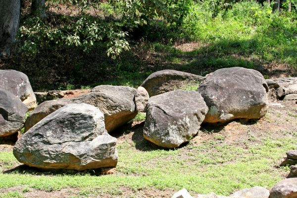 Boulder Hardscaping